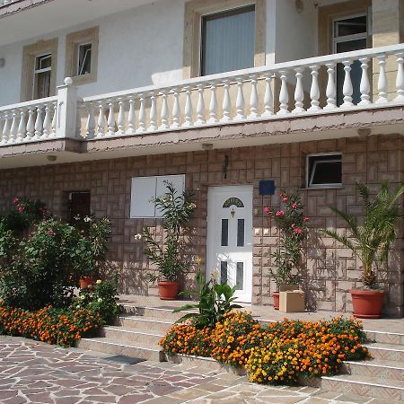 Family Hotel Zhelkovi - Olympia Kharmanli Exterior foto