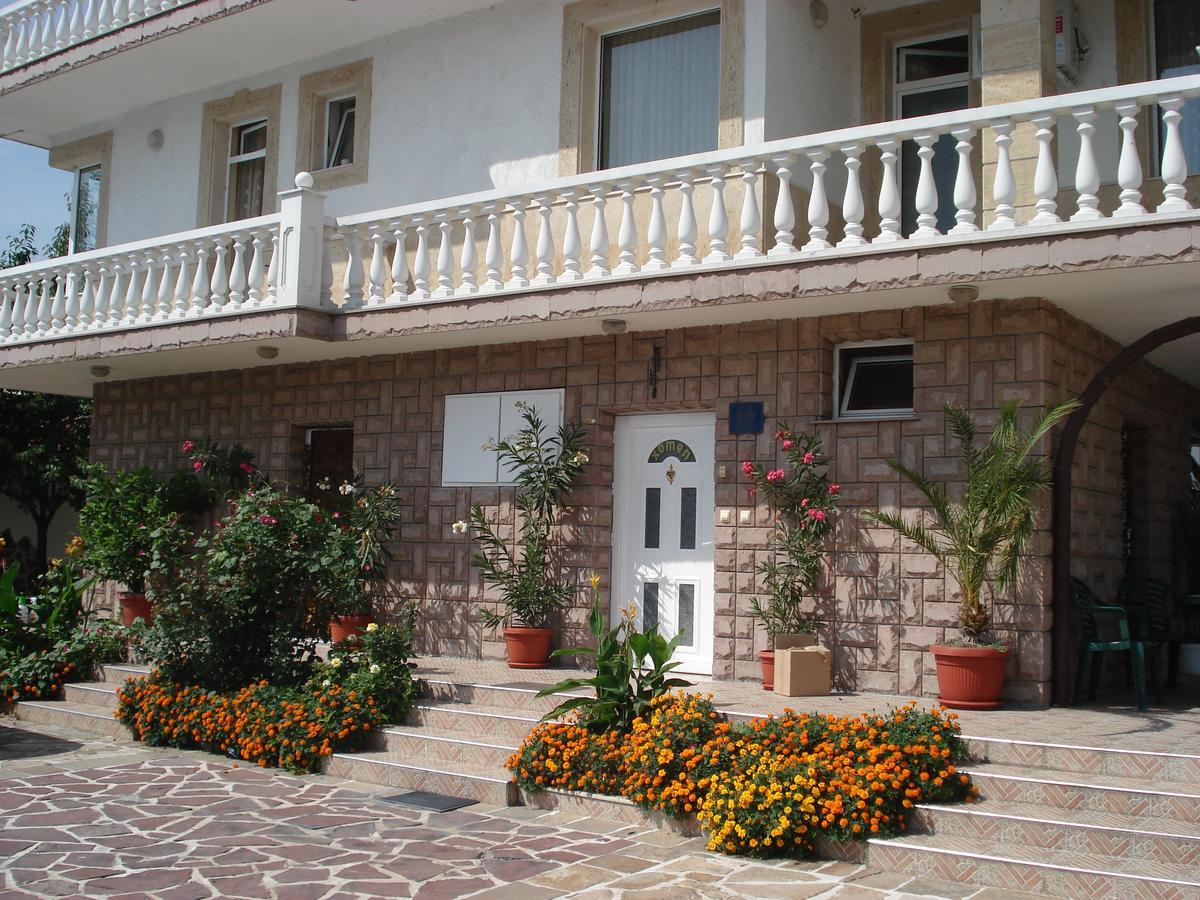 Family Hotel Zhelkovi - Olympia Kharmanli Exterior foto